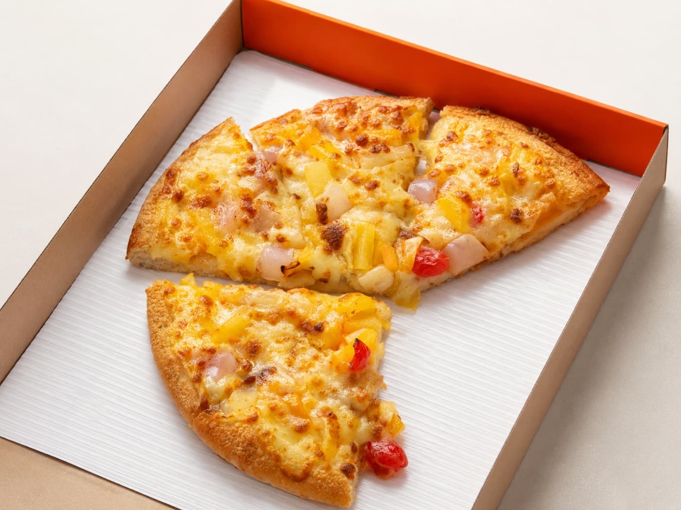 Unbranded takeaway paper boxes